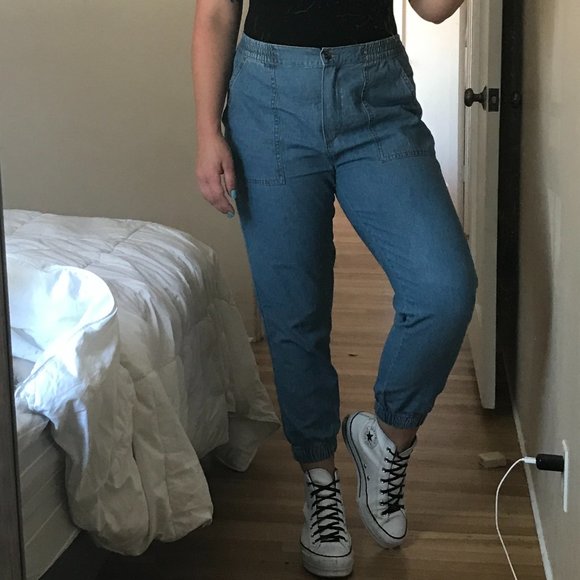 Cotton On light weight denim jogger - Picture 4 of 4